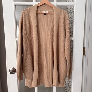 UNIVERSAL THREAD Tan Oversized Cardigan Sz M NWOT